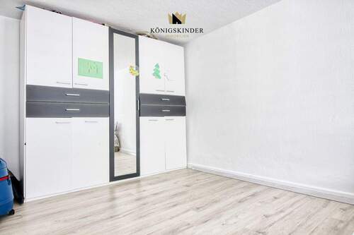 Zimmer - Etagenwohnung mit 98,00 m&sup2; in Oppenau zum Kaufen