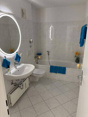 Bad - 1 Zimmer Etagenwohnung in Solln