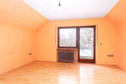 Wohnzimmer OG - 7 Zimmer Mehrfamilienhaus, Wohnhaus in Burgthann/ Oberferrieden