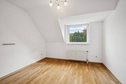 Schlafzimmer/Kinderzimmer - 