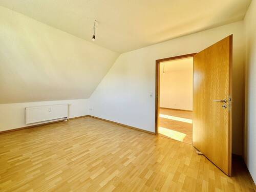 Schlafzimmer - 2 Zimmer Etagenwohnung zum Kaufen in Wiemersdorf