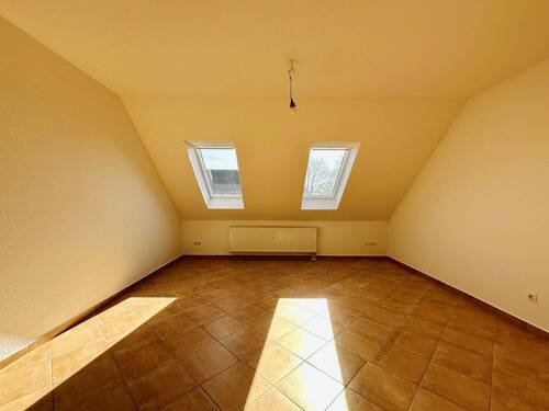 Wohnzimmer - 2 Zimmer Etagenwohnung in Wiemersdorf