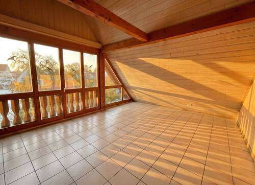 Studio im Abendlicht.jpg - Doppelhaushälfte mit Studio und Garten