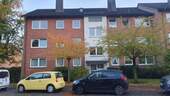 Vorderseite des Hauses - 4 Zimmer Etagenwohnung in Norderstedt