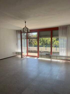 Bild 2 - 3 Zimmer Etagenwohnung zum Kaufen in Saarbrücken