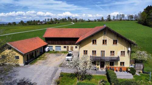 Vorderansicht - 8 Zimmer Einfamilienhaus zum Kaufen in Freyung