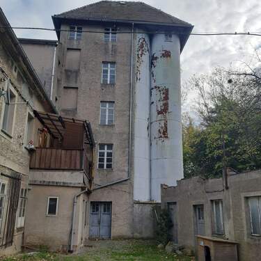 Silobehälter - 1 Zimmer Mehrfamilienhaus, Wohnhaus zum Kaufen in Niesky