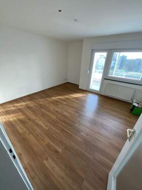 WoAb_-146181_Wohnzimmer_Bild1 - 3 Zimmer Etagenwohnung in Dormagen