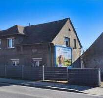 Großzügiges Grundstück mit Entwicklungspotenzial- Raum für Visionen - Elsterwerda