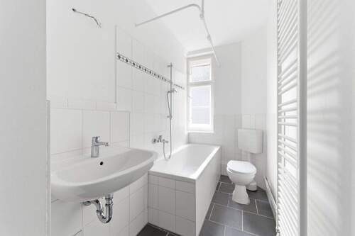 Badezimmer - 2 Zimmer Etagenwohnung in Berlin
