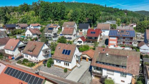 Luftbild mit Umgebung - 