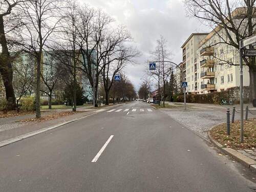 Straßenansicht - 1 Zimmer Etagenwohnung in Berlin