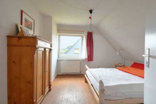 EFH-Eichholz-DG-Zimmer-1-(Durchgangszimmer) - 