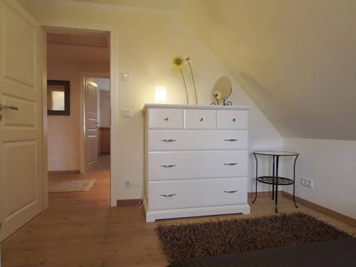 Schlafzimmer 2 OG - 