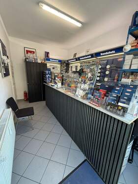 PHOTO-2025-10-02-11-59-43 1.jpg - 