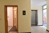 Hausflur, Eingang Wohnung - 