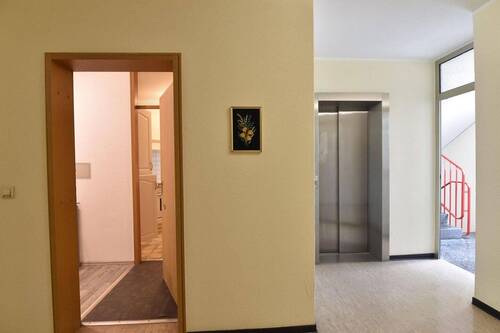 Hausflur, Eingang Wohnung - 