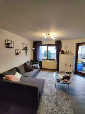 Wohnzimmer - 2 Zimmer Etagenwohnung in Ehningen
