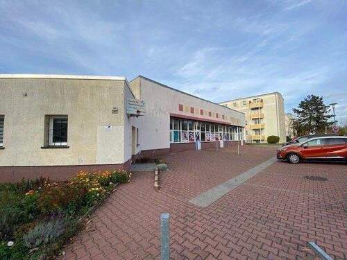 Bild 2 - Grundstück zum Kaufen in Weißenfels