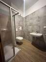 Modernes Badezimmer - 