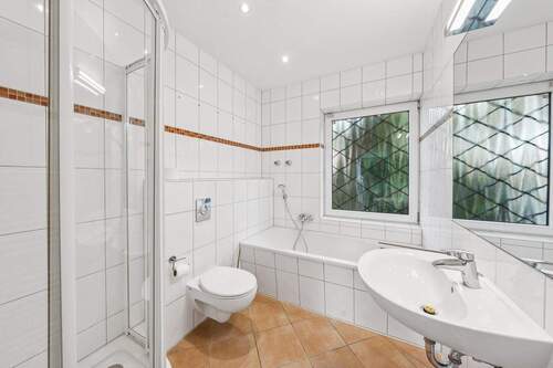 Tagesbelichtetes Vollbad - 