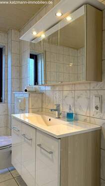 Badmöbel mit Waschbecken - 