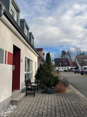 Eingangsbereich außen - 5 Zimmer Einfamilienhaus zum Kaufen in Weidenberg