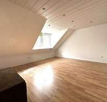 ***gemütliche 2-Zimmerwohnung DG Wohnung im Herzen von Odenkirchen sucht gepflegte Mieter*** - Mönchengladbach