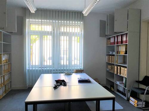 Bild 1 - Friedberg: Kanzlei Praxis im Erdgeschoss in zentraler Lage von Friedberg mit ca. 142 m² Fläche
