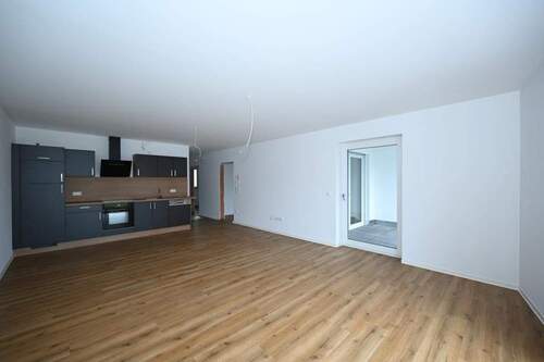 Offenes Wohnen + Essen - 4 Zimmer Etagenwohnung in Seubersdorf