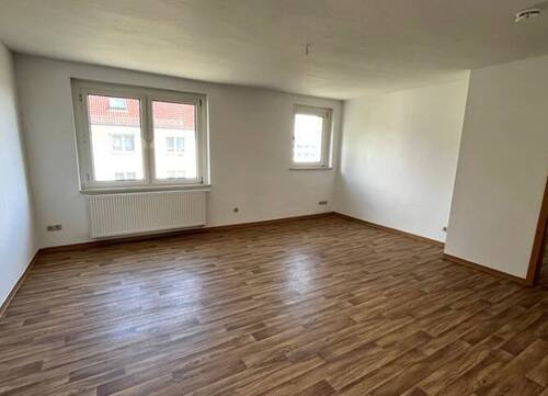 WZ - 3 Zimmer Etagenwohnung zur Miete in Oschersleben