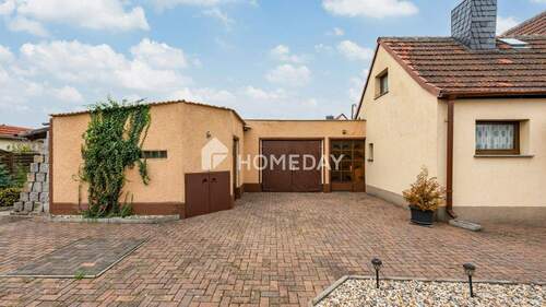 Garage - 