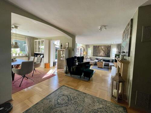 Wohn- und Esszimmer - 