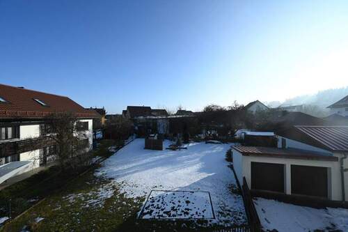 Freier Blick - 4 Zimmer Etagenwohnung in Seubersdorf