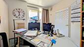 Büro 1 - 