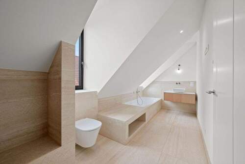 Badezimmer Dachgeschoss - 