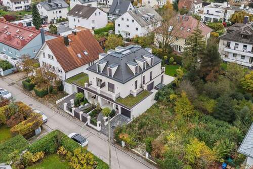 Drohnenaufnahme - 6 Zimmer Doppelhaushälfte zum Kaufen in München