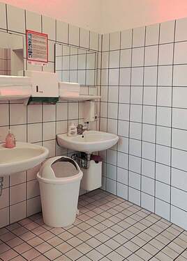 Toiletten im Außenbereich - 