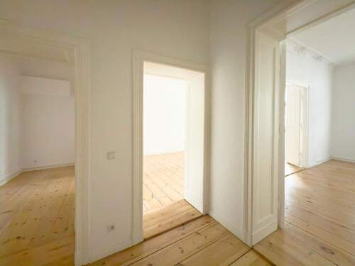 Flur - 2 Zimmer Etagenwohnung in Berlin