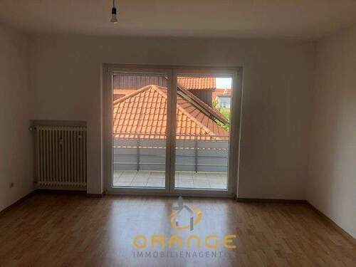 Schlafzimmer - Etagenwohnung mit 100,00 m&sup2; in Tegernheim zur Miete