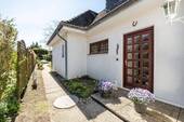 Seiteneingang Erdgeschoss - 7 Zimmer Einfamilienhaus in Lübeck