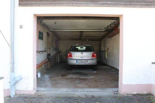 Garage - Mehrfamilienhaus, Wohnhaus mit 158,00 m² in Stammham zum Kaufen