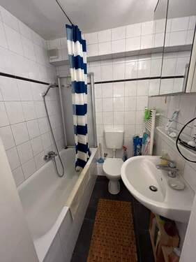 Bad.jpeg - Etagenwohnung mit 100,00 m² in Dortmund zur Miete