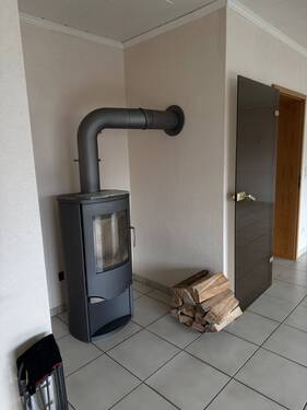 Kaminofen Wohnzimmer - 7 Zimmer Einfamilienhaus in Lahnau