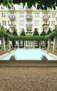 Innenhof - 2 Zimmer Etagenwohnung in Berlin