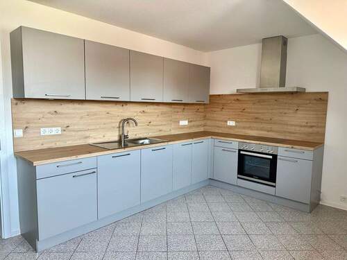 Neue, moderne Einbauküche - 