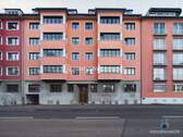 Hausfront - 