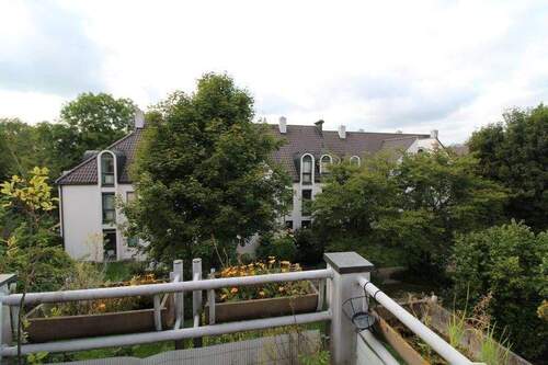 Ausblick - SW-Lage - frei - renoviert - 525.000,00&nbsp;EUR Kaufpreis, ca.&nbsp; 75,00&nbsp;m&sup2;&nbsp;Wohnfl&auml;che