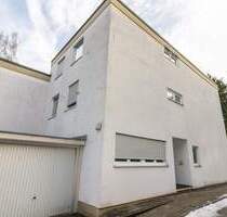 VaterstettenBaldham: 3 ½-Zimmer-Eigentumswohnung mit Balkon, EBK und Garage