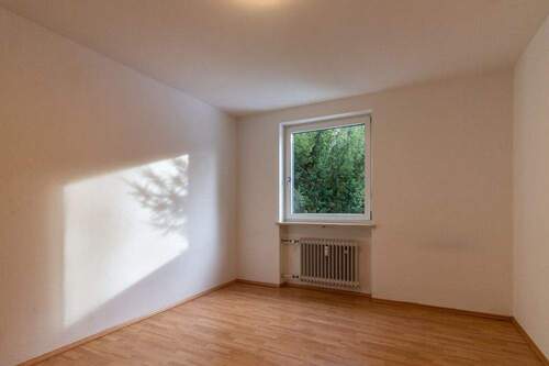 Schlafzimmer - Etagenwohnung mit 91,00 m&sup2; in Baldham zum Kaufen